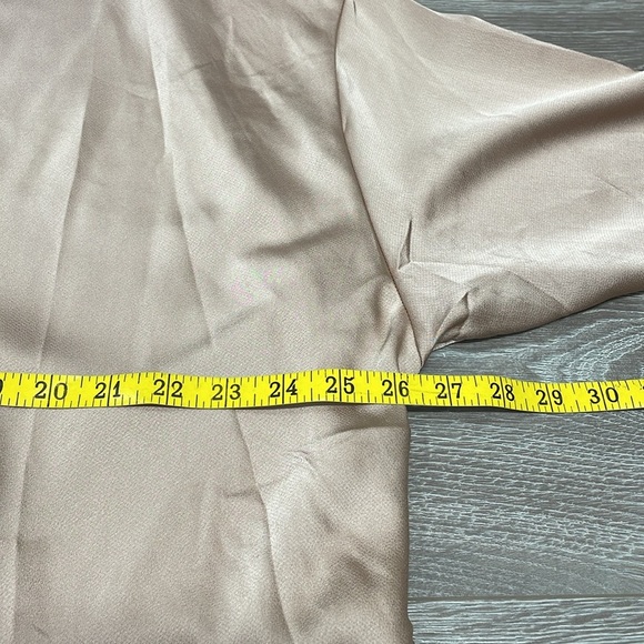 NWT Boohoo Satin Wrap Top Long Sleeve Blouse Nude 20 - Picture 9 of 16
